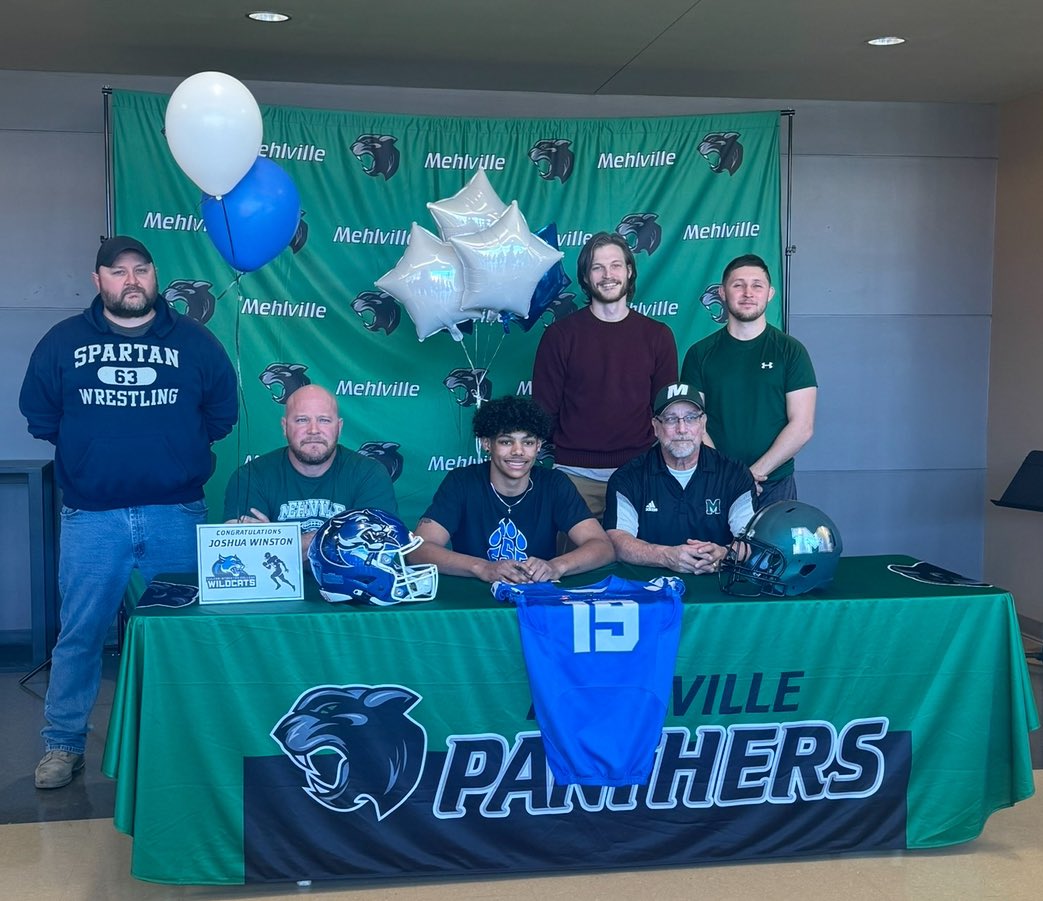 Congratulations to #19 Josh Winston for signing with Culver Stockton College! #ALLIN #WeAreMehlville
@Jwinstz0