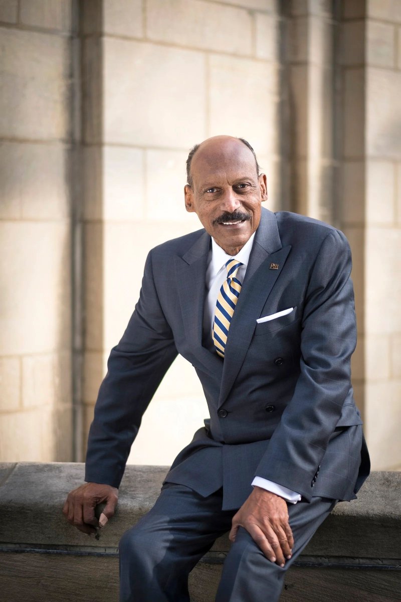 Today we are proud to honor @PittSocialwork Dean Emeritus Dr. Larry E. Davis, founder of BARS and @PittCRSP! Dean Davis was the first African American to graduate from @UMSocialWork's dual degree program in SW and Psych, and earn tenure at @WUSTL. You are very missed! #BHM2024