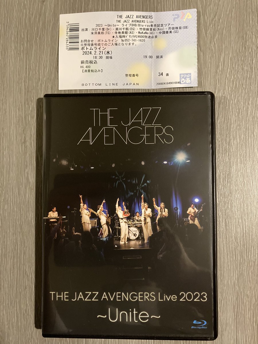 koji08032001's tweet photo. 今宵はTHE JAZZ AVENGERS at 名古屋ボトムライン。
楽しみにしてた"What About Me?"を聴くのは多分4回目だけど、回を重ねるごとに熟成してるね〜！
2ndアルバム出てオリジナル曲増えたらもうやらないのかなあ、残念だけど。
瀬川千鶴ちゃん作の新曲も聴けて良かった！　#ジャズアベ https://t.co/26pvyXsL98