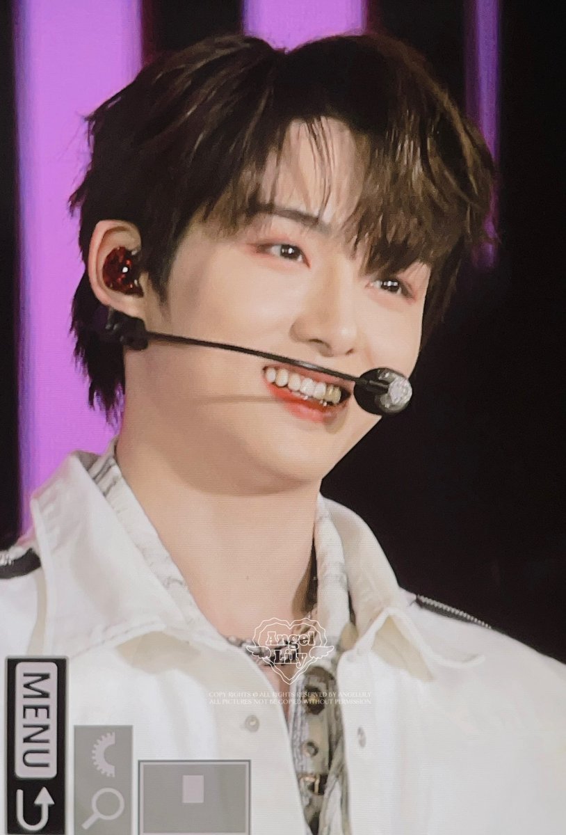 angel_lily1028's tweet photo. 240221 SMTOWN TOKYO
#WayV #威神V #WINWIN #윈윈 #董思成 https://t.co/JtpHTO52a3