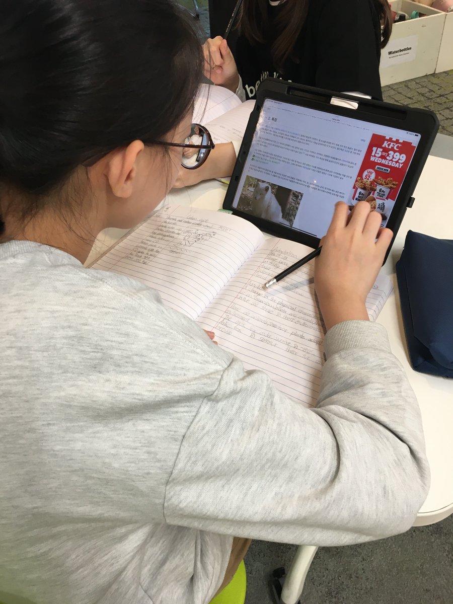 ShafaliShafali's tweet photo. Happy International Mother Language Day!
Heartening to see students build background knowledge about their chosen topic in their home language for output in English. https://t.co/ptR5BxbYil