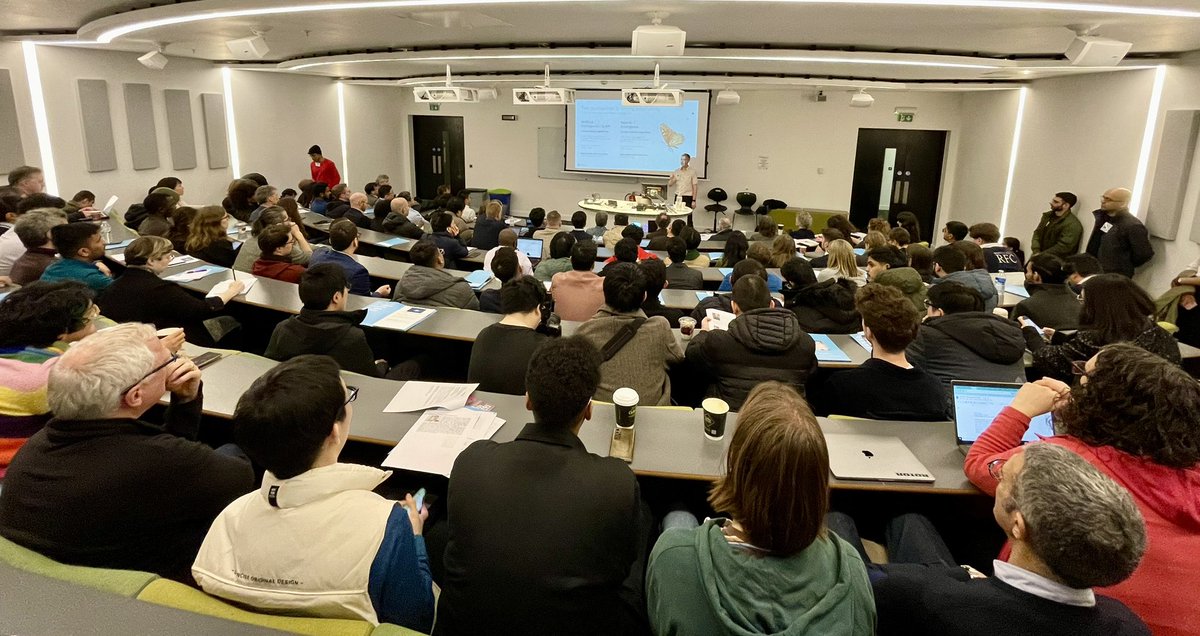 Roderich Gross tweet media