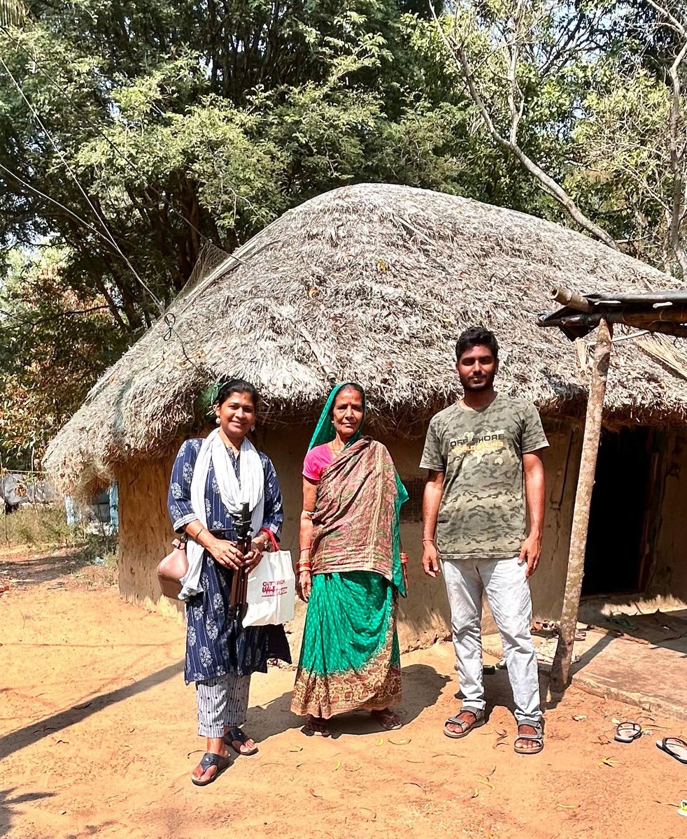 Pleased to have met Ms. Rakshi Ghosh Madam, a prominent journalist from odisha with 25 years of expertise in Health, Migration, and Climate Change.

Our discussion on community-driven Nature Conservation Advocacy to combat #ClimateChange was truly insightful.<a href="/RakhiGh06161997/">Rakhi Ghosh</a> 🙏