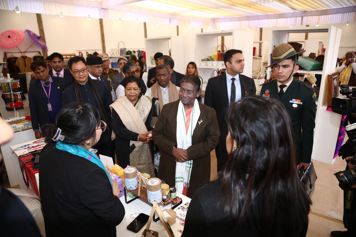needpnec's tweet photo. Four NEEDP-incubated startups from Northeast India - Aromica Tea, H.I Store, @NaagiNaayeen &amp; House of Macnok - exhibit at the Rashtrapati Bhawan.

@rashtrapatibhvn @KirenRijiju @MDoNER_India @NEC_GoI @startupindia @IIMCIP https://t.co/GWlGGWwrJE