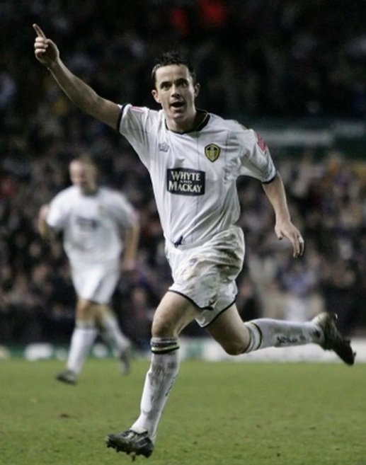 Martin NFL (Colts) Leeds United tweet media