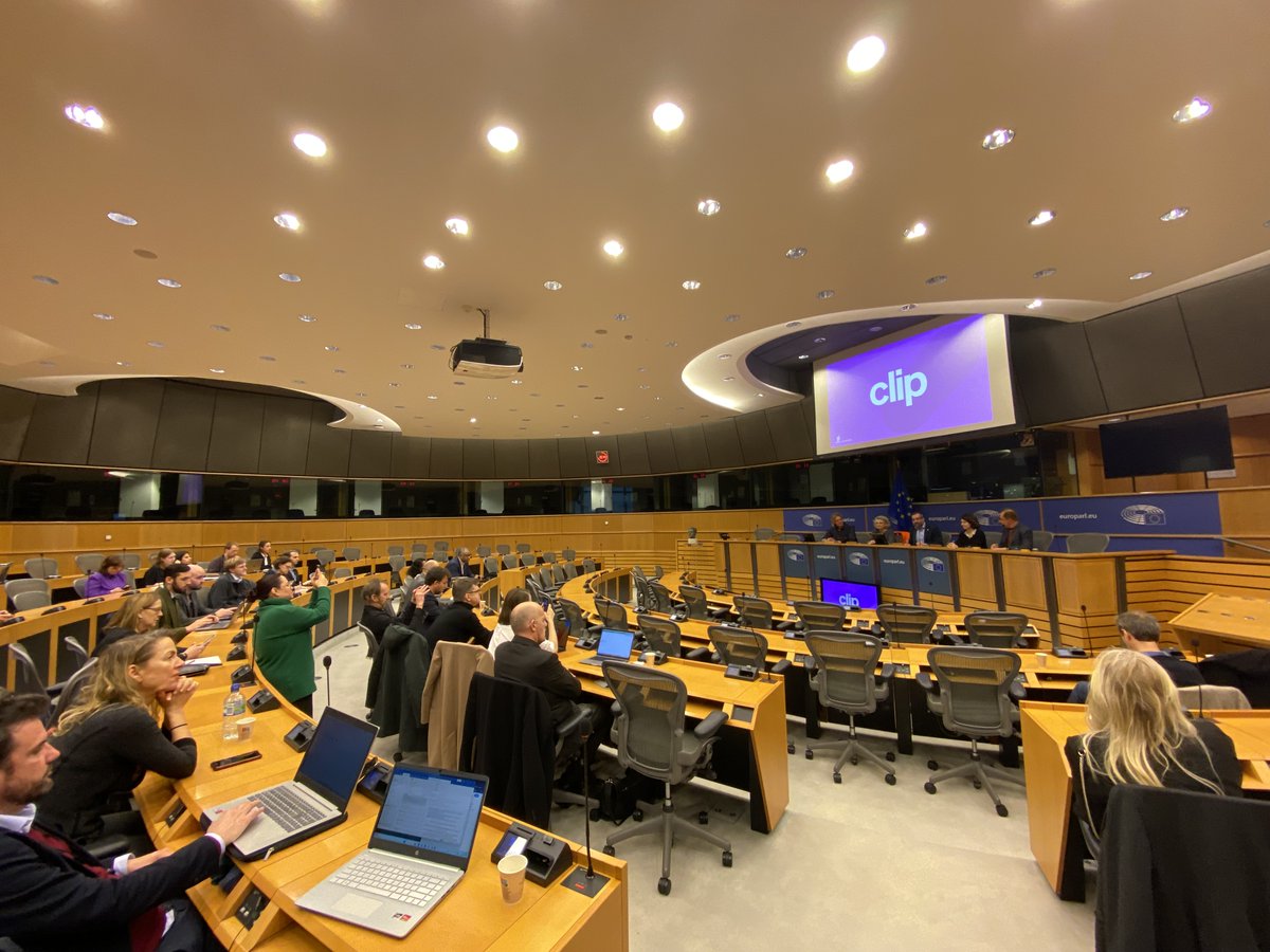ECSA is at the @Europarl_EN today for the presentation of the Creators Learn Intellectual Property (CLIP) platform, an initiative of the Music Rights Awareness Foundation and @WIPO. Thank you @Ibangarciadb for organising this event! #goCLIPnow

➡️ goclip.org