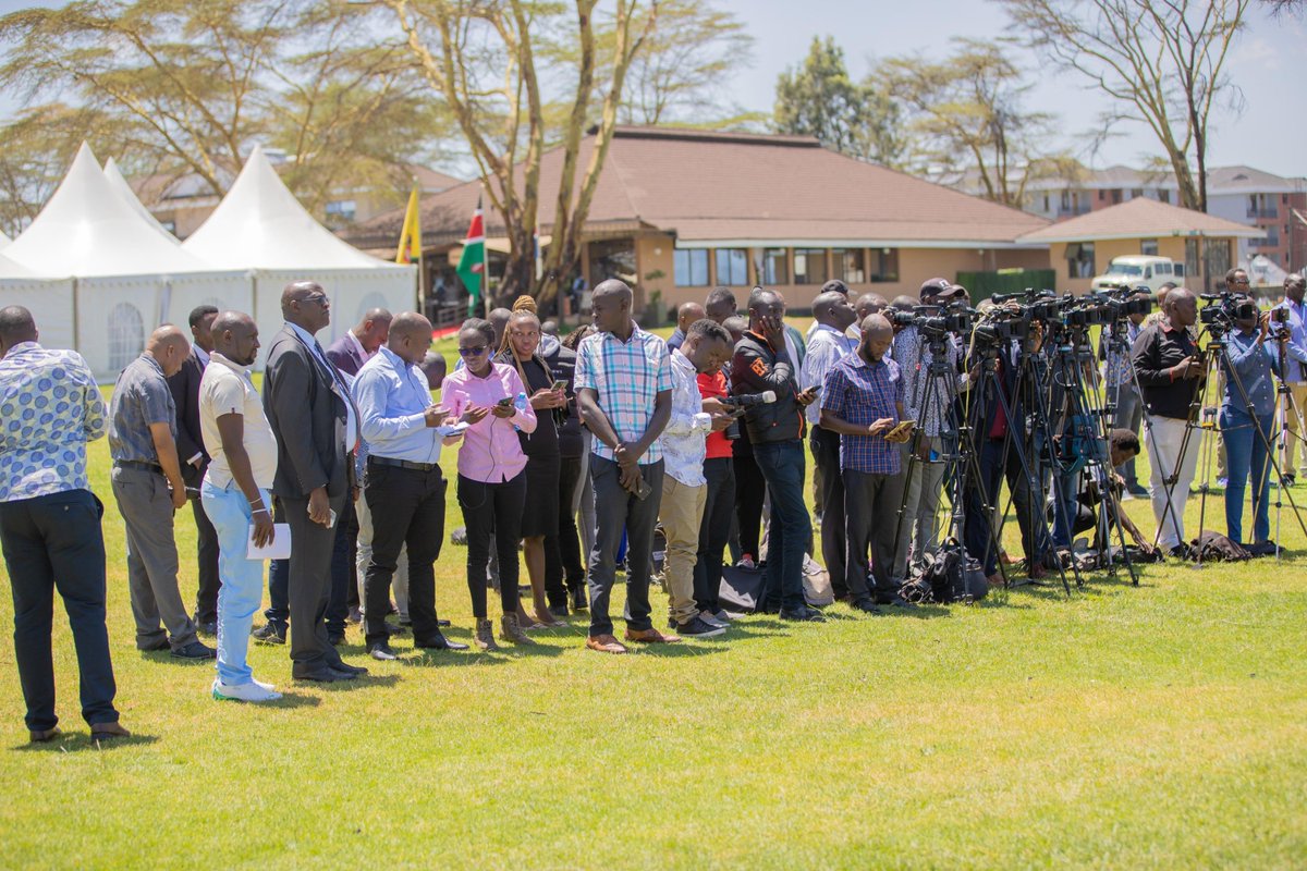 SignsTvKenya's tweet photo. The Second National Executive retreat in Naivasha comes to an end
#1USD #NancyNdegwa #EveMungai #Kenyatta #AzimioMPs #GameOfThrones #Scam #Mombasa #ecitizen #MosesKuria https://t.co/rqkdcrVkaT