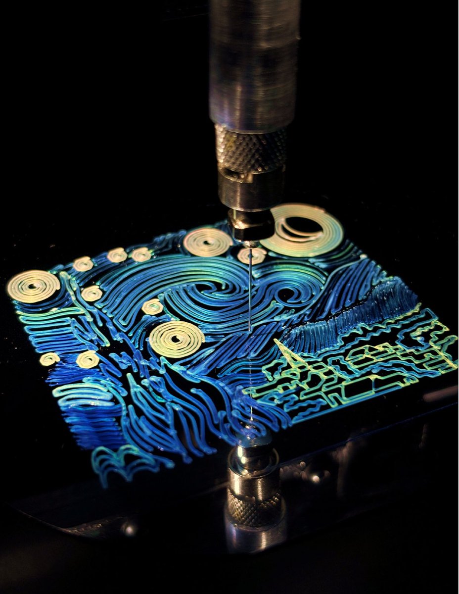 Structure color is my childhood fascination. And it is also more sustainable! We realize dynamic printing of color gradients by marrying crosslinkable self-assembling inks with UV-assisted direct ink write, working closely with Guironnet, Sing, Rogers doi.org/10.1073/pnas.2…