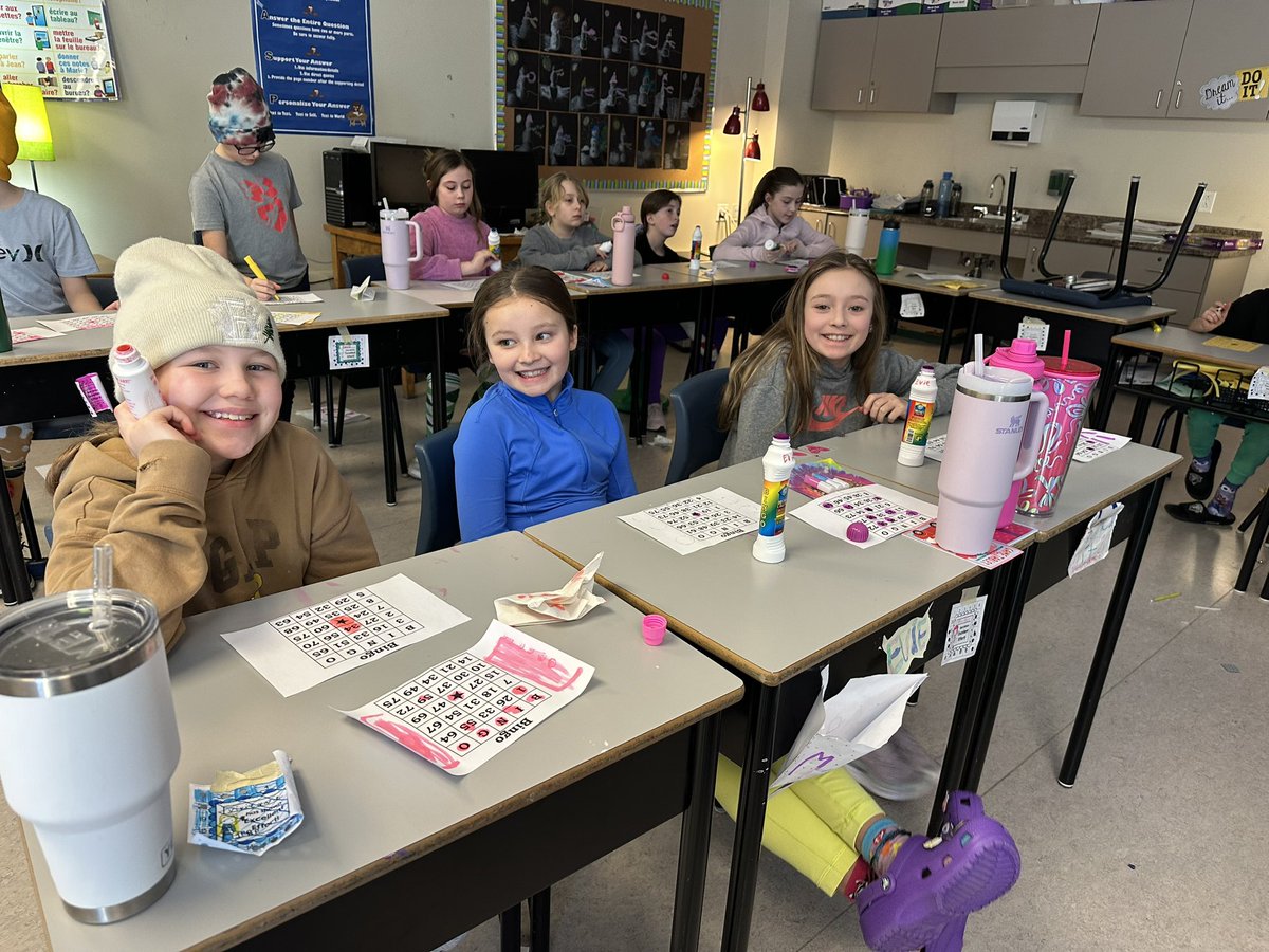 St.Francis of Assisi School tweet media