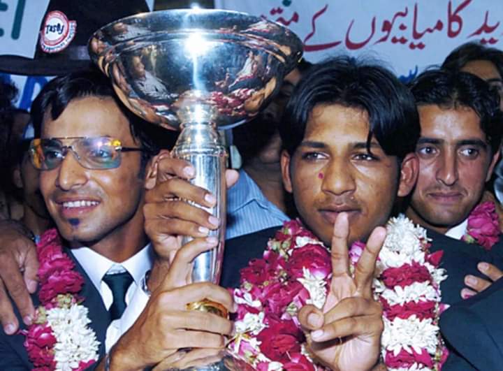 سال 2006 میں آج کے دن  پاکستان نے سرفراز کی کپتانی میں اپنا دوسرا انڈر 19 ورلڈ کپ جیتا تھا۔ اس کے بعد پاکستان نے کبھی عالمی جونیئر ٹائٹل نہیں جیتا ہے۔۔۔۔!!!

#Cricket
#cricwithahmedjnr
#SarfrazAhmed 
#غزة_الآن 
#HBLPSL2024