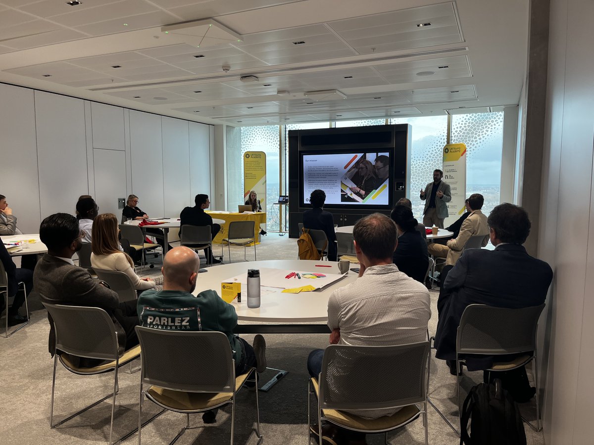 Excited to share that we kicked off our first #CreatingConnections event for 2024 in Liverpool last week 🤝 Bringing together some of our members from around the UK, it was an opportunity to speak, share ideas, and discuss the pathway forward for future regional meetings. 

We