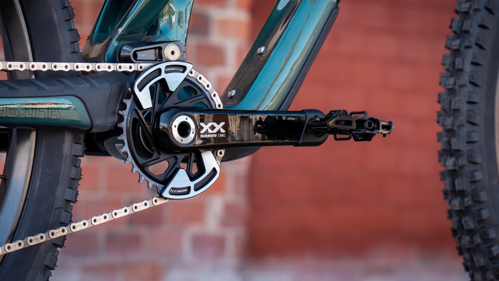 IbisCycles's tweet photo. This is your sign to hit up your LBS and start planning your perfect summer whip! @fanatikbikeco's custom HD6 has got us dreaming of shuttle laps and park rides already.⁠
⁠
What's your dream bike/build this year?⁠
⁠
📸: @bk_stancil⁠
⁠
#IbisCycles #IbisHD6 #ridemoreworkless https://t.co/FSEnp7NPwR