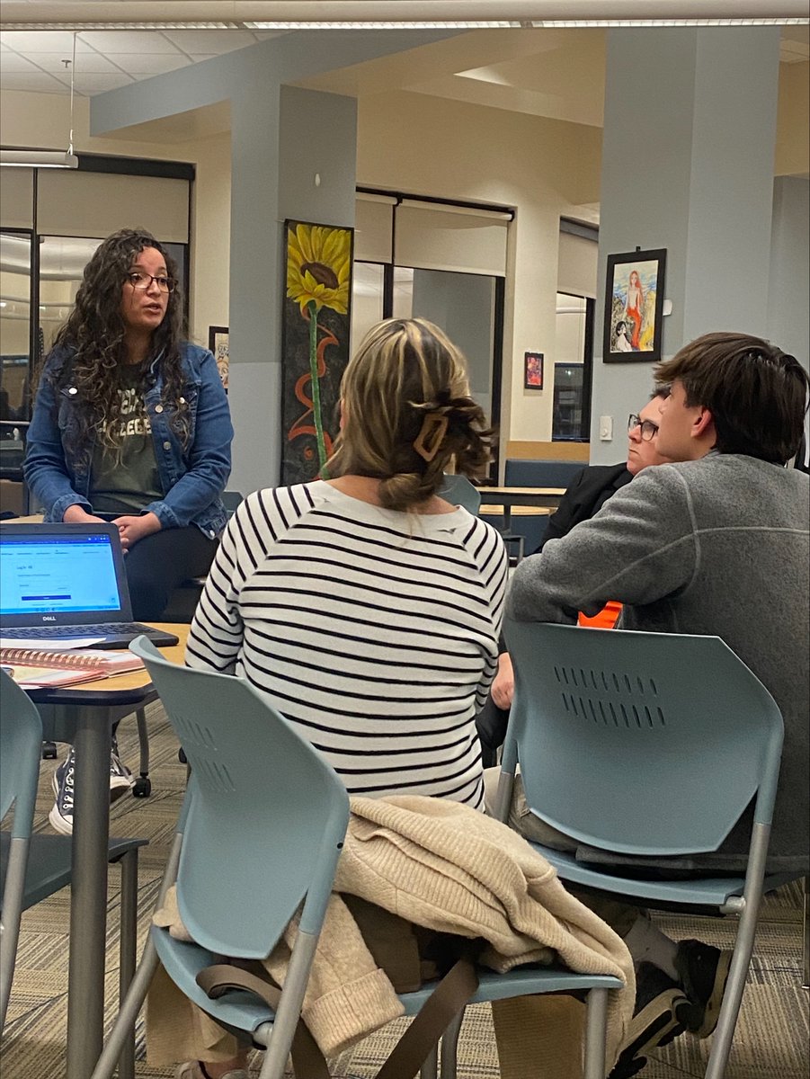 FMHSCDF's tweet image. Thank you to our friends from @yorktech for helping with our Financial Aid Workshop!