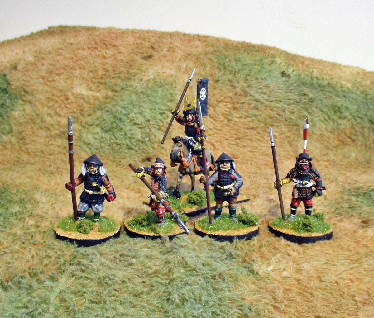 ADCPainting's tweet photo. [Own stuff] Five more Kingsford Miniatures guys, and added to the others. https://t.co/RC8wEob042