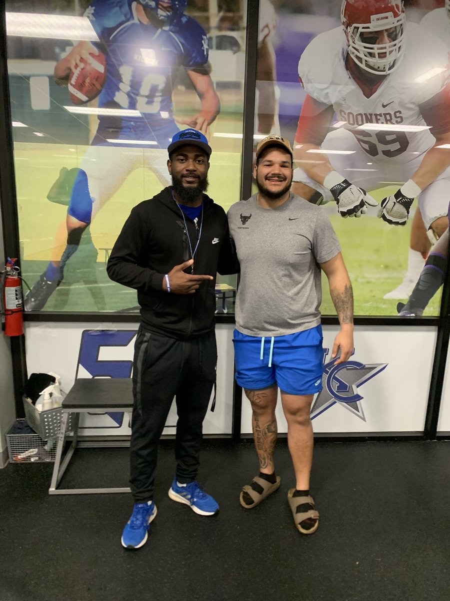 Former Ranger <a href="/sidneywalker53/">Sidney Walker</a> appreciate you stopping by this morning and speaking with our Redshirt Program!! #MTXE