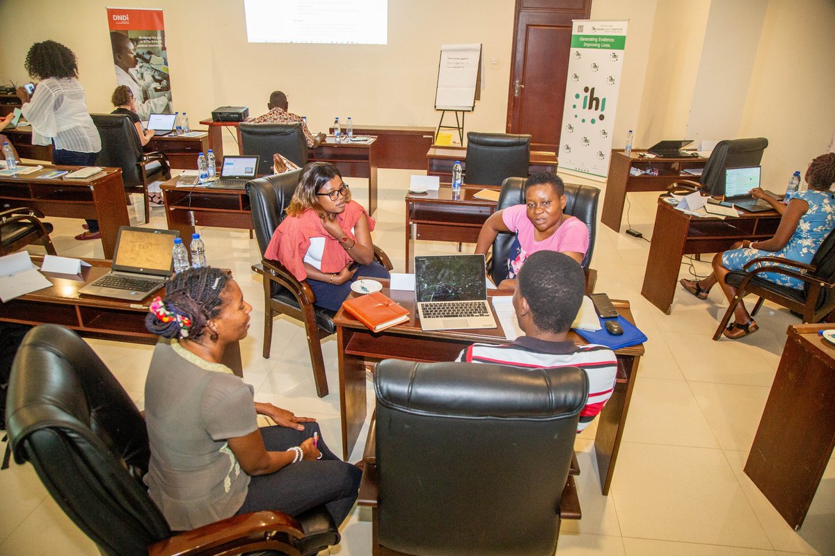 ifakarahealth's tweet photo. 📚DAY 2:
Tanzania journalists trained in science communication

Today, @ifakarahealth and @DNDi through the #Helminth Elimination Platform (HELP), met for day 2 of the Science and Journalism workshop in Bagamoyo. 🧑🏽‍🔬📰

13 journalists from diverse media outlets in 🇹🇿 actively participated in a day filled with learning how to craft newsworthy stories from scientific research!

Experts from @DNDi and @swiss_tph emphasized the importance of raising awareness about NTDs to combat them, highlighting the crucial role that media plays in this effort. 🔬👩🏽‍🏫

>> https://t.co/DjLkeYIqDB
>> #IFAKARAevents #IFAKARAhealth