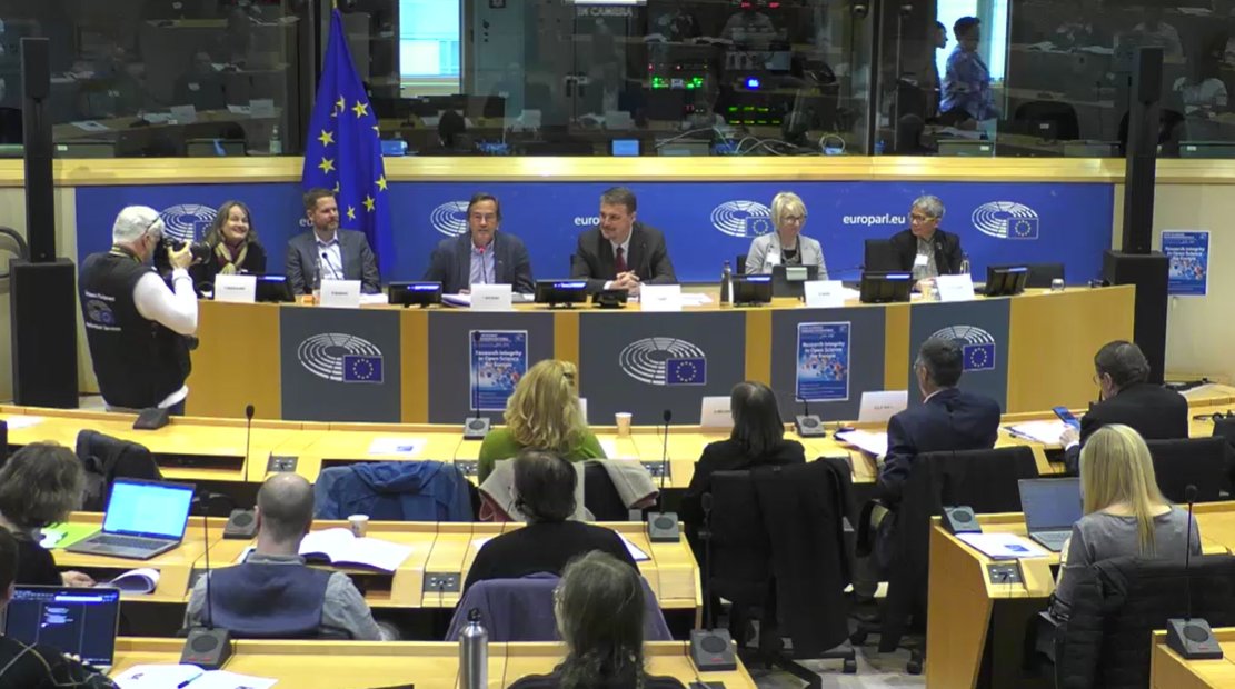 STOA Panel tweet media