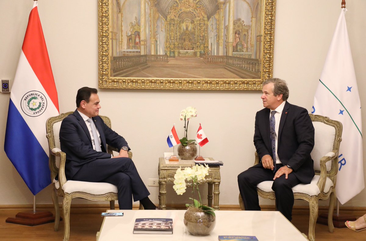 CanEmbParaguay's tweet photo. Last week, Ambassador Reid Sirrs met with the Minister of Foreign Affairs of Paraguay, Rubén Ramírez Lezcano to advance the main issues on the bilateral agenda. #CloseTies 🇨🇦🇵🇾 https://t.co/CKoa77A0lf