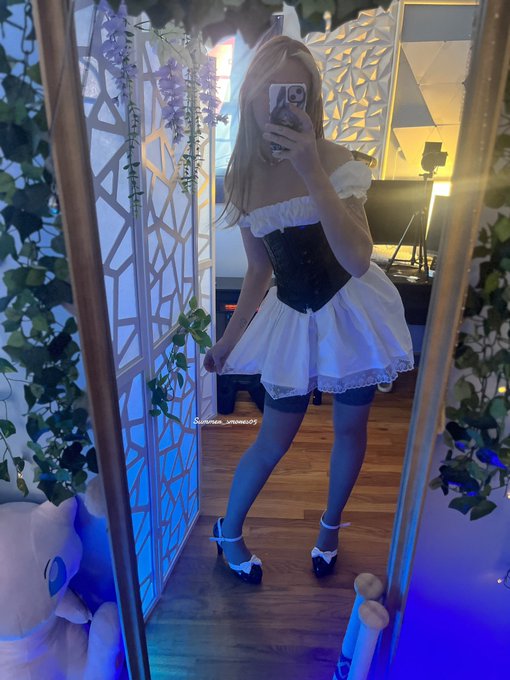 High ✨ Heels ✨ On ✨ My ✨Tippies ✨(not rly) https://t.co/9L00ZZh27A