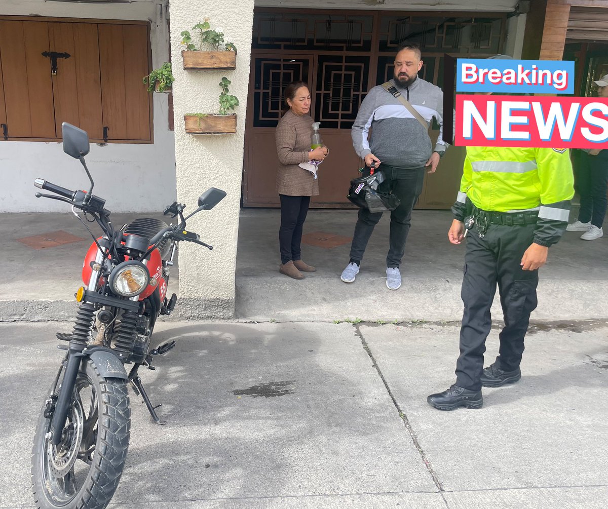 En cuestión de 5 minutos corroboramos como invaden vía, cruzándose los semáforos en rojo y circulando por las veredas…

La respuesta de los señores: “Haga lo que le dé la gana”

¡Luego lo llaman persecución!