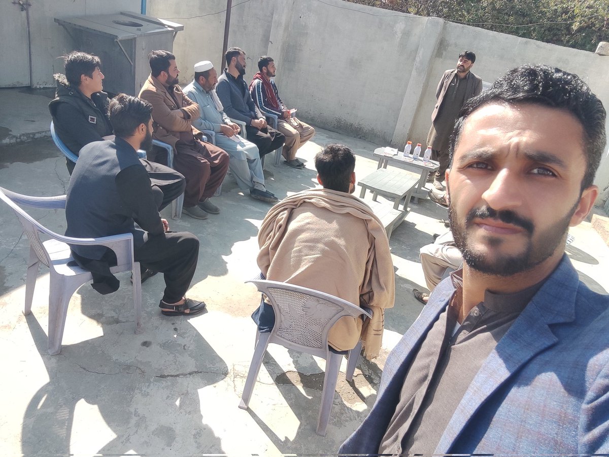 Inayat Khan tweet media