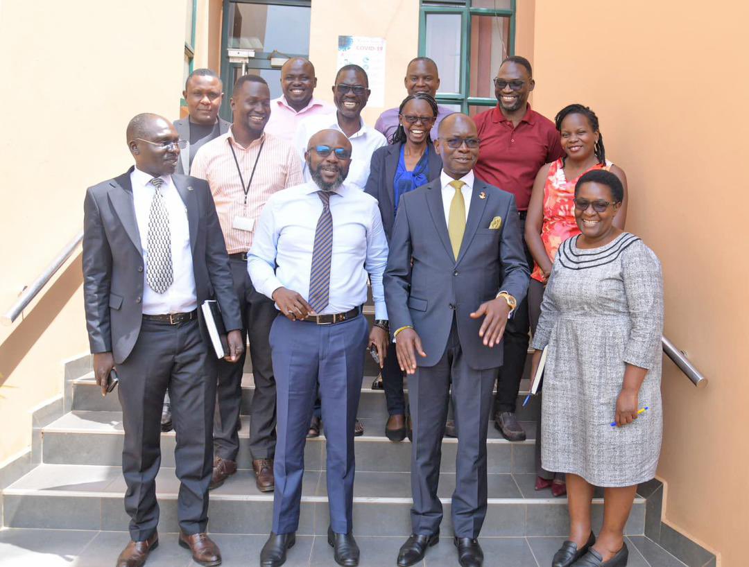 Office of Government Chief Whip-Parliament of Ug (@govtchiefwhip) on Twitter photo Today afternoon the Gov’t Chief Whip <a href="/HamsonObua/">Denis Hamson Obua</a> paid a courtesy visit to Vision Group. He appreciated Vision Group for the extensive coverage and the good partnership between them and the <a href="/GovUganda/">Government of Uganda</a> .
<a href="/newvisionwire/">The New Vision</a> <a href="/nyamadon/">Don Wanyama</a> <a href="/NRMOnline/">NRM Party</a> Today afternoon the Gov’t Chief Whip <a href="/HamsonObua/">Denis Hamson Obua</a> paid a courtesy visit to Vision Group. He appreciated Vision Group for the extensive coverage and the good partnership between them and the <a href="/GovUganda/">Government of Uganda</a> .
<a href="/newvisionwire/">The New Vision</a> <a href="/nyamadon/">Don Wanyama</a> <a href="/NRMOnline/">NRM Party</a>