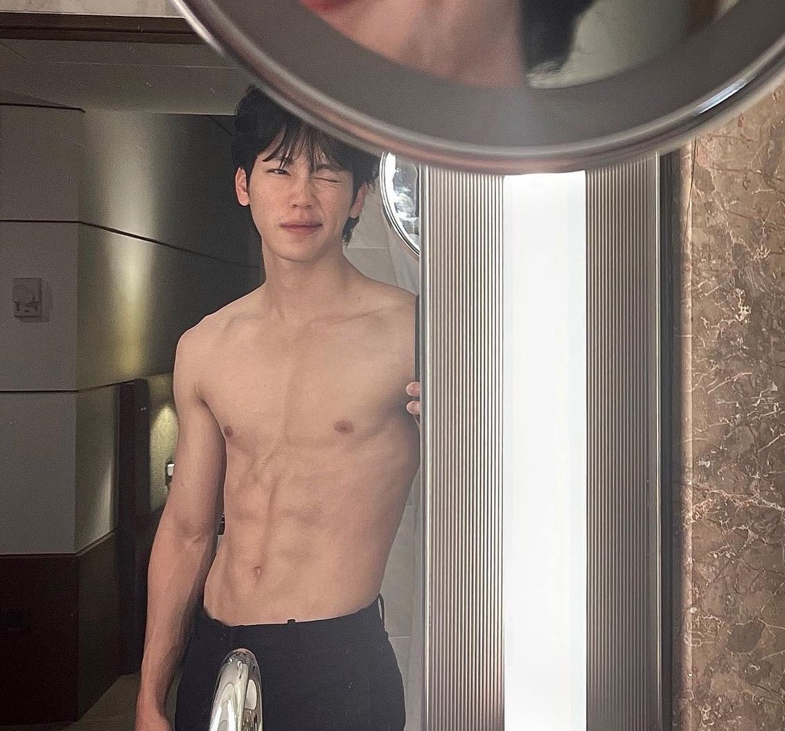 jutamas0526's tweet photo. พิแจ็คกับพิโจ๊กเกอร์เหรอเนี้ยยย ตายแน่ๆ ซีรีส์ออนเมื่อไหร่ตายแน่ๆ กี้ดด https://t.co/Tu4LOWJ46i