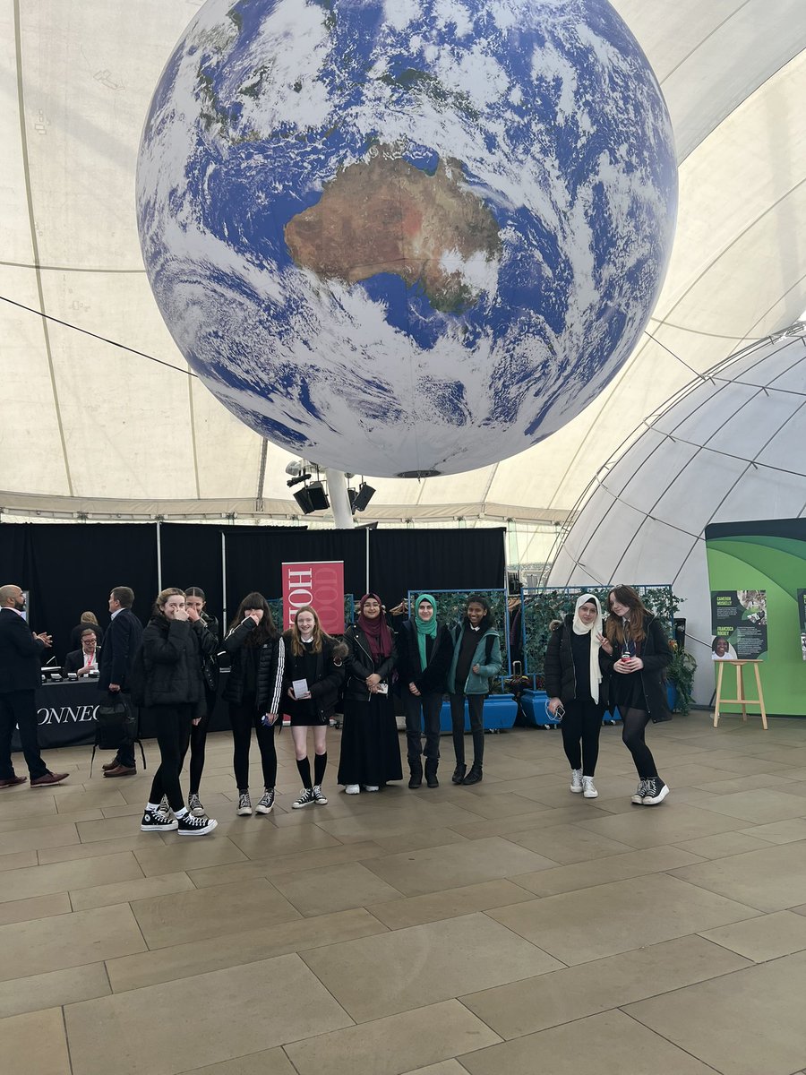 RosshallGeo's tweet photo. S2 geographers had a great day out at @ourdynamicearth looking at earth’s biomes, natural hazards and ice! 🌍🌋❄️🐫 @Rosshallmods @RosshallAcademy https://t.co/RnGD45hVbs