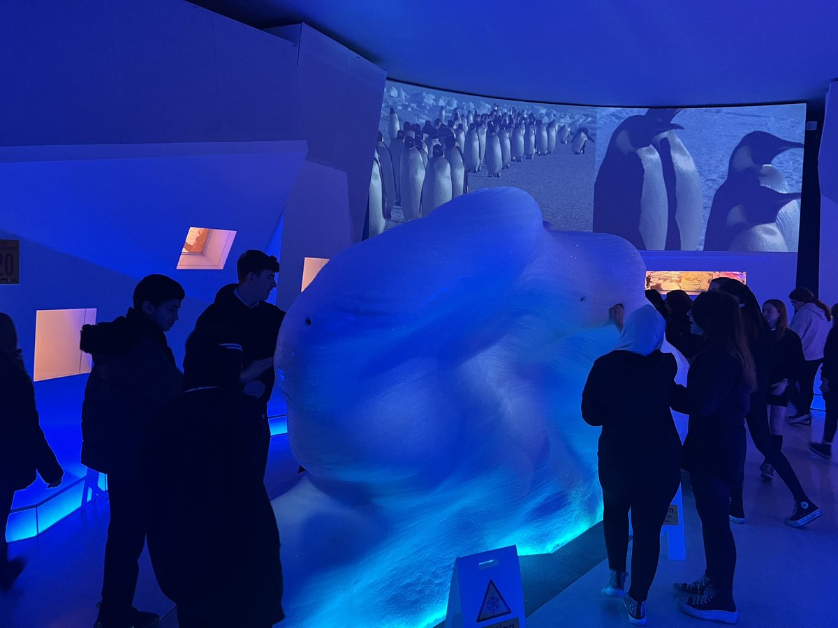 RosshallGeo's tweet photo. S2 geographers had a great day out at @ourdynamicearth looking at earth’s biomes, natural hazards and ice! 🌍🌋❄️🐫 @Rosshallmods @RosshallAcademy https://t.co/RnGD45hVbs