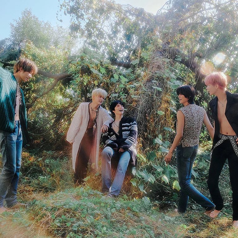 kchartsmaster's tweet photo. TXT (@TXT_members) was the 7th best selling artist worldwide in 2023 (via. IFPI). https://t.co/1XoLUNifKc