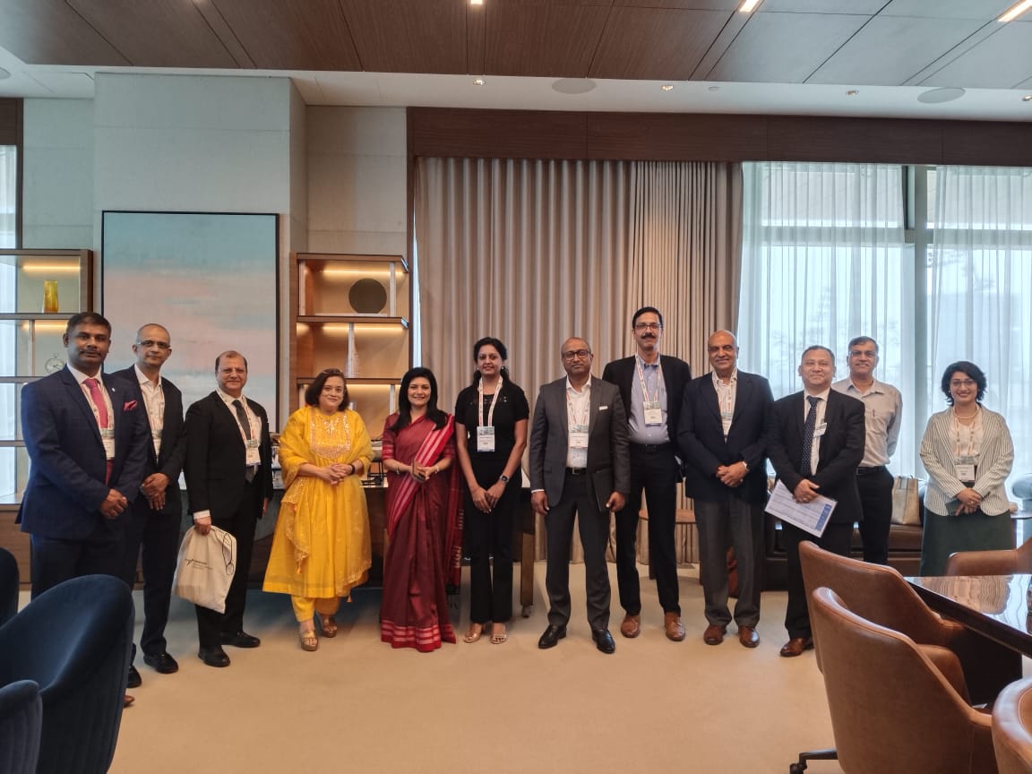 nasscom_member_'s tweet photo. At the 32nd #NTLF, @nasscom leadership engaged with Regional Council Chairs & drove discussions exploring initiatives for the growth and future of the #tech industry.
#technology #innovation #Skilling
#ShapingTheTechade
@RNamb https://t.co/RizIS7qR50
