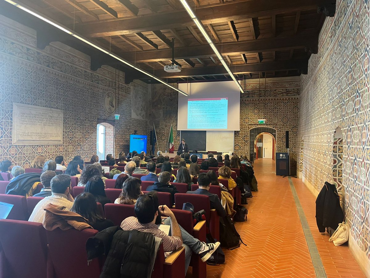 cbarattieri_eu's tweet image. ...and we are on! Join us for some great talks on #experimental #pragmatics  iusspavia.zoom.us/my/br.saladelc…