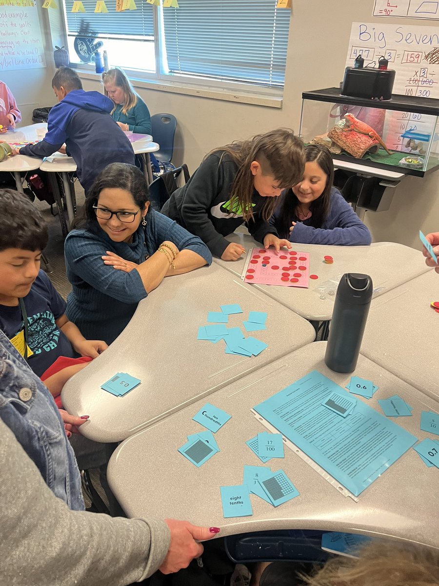 SwancoS's tweet image. So fun when we get to have @CFISDWells parents engage in learning with their students. Bonus that I’m lucky enough to pop into my sweet daughter’s class to join in on a @gimkit #ExploreWells