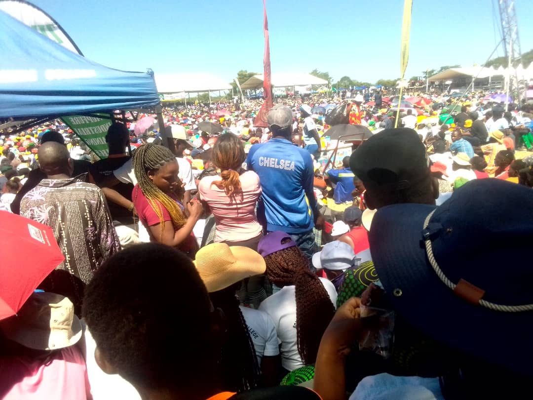 Happy youth day Zimbabwe

Today we commemorate the National Youth Day at Mushagashe Youth VTC in Masvingo held under the theme "Positioning youth empowerment and development towards vision 2030"
Youths have duty to provide fresh perspectives &amp;energy to drive economic development