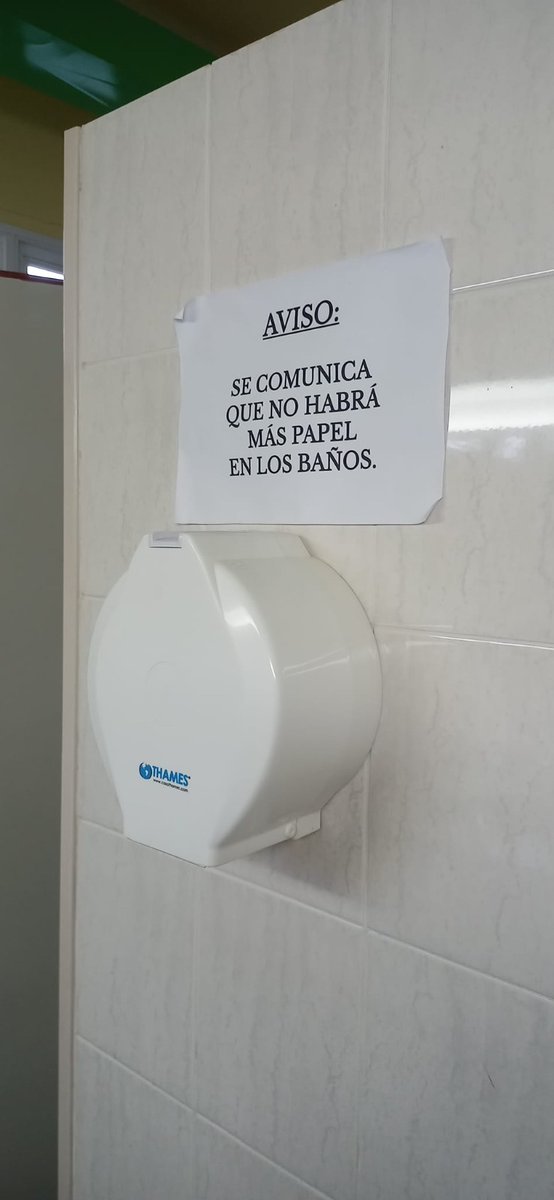 JuanFraXeneize's tweet photo. - y cómo viene el presupuesto universitario?
-... https://t.co/k10oawEvRH