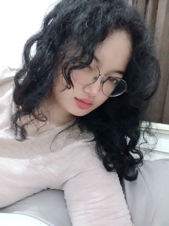 ada cewe yg mau sm aku ga