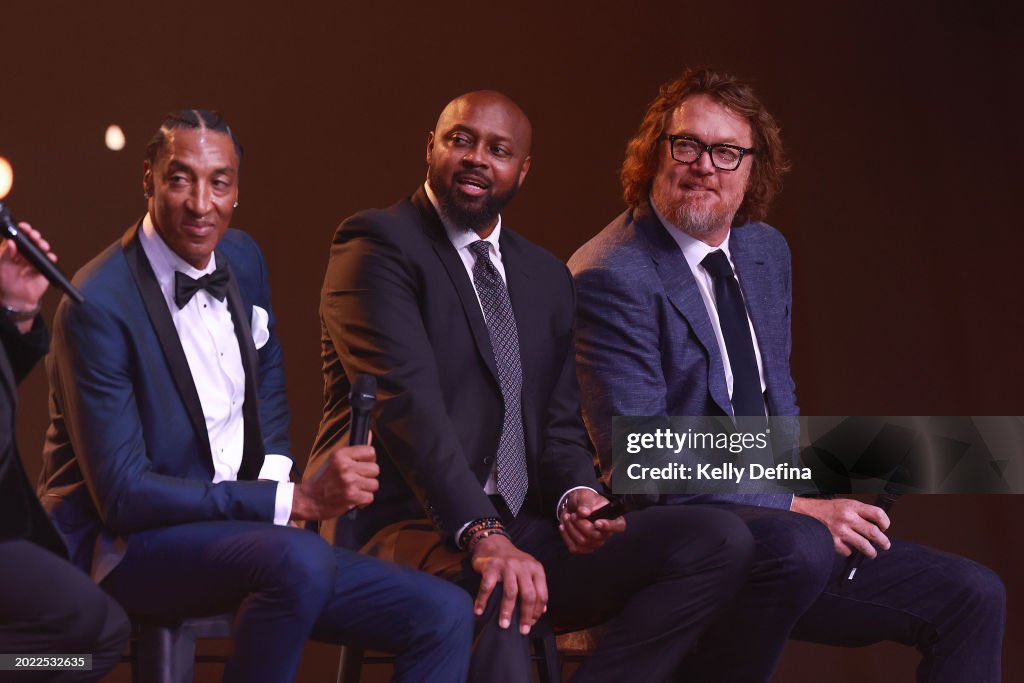 WOW ‼️ 

Scottie Pippen, Horace Grant y  Luc Longley sacarán “No Bull Tour” un documental donde contarán su versión de “The Last Dance” y cómo era jugar en los Bulls en los 90

🍿🍿🍿🍿