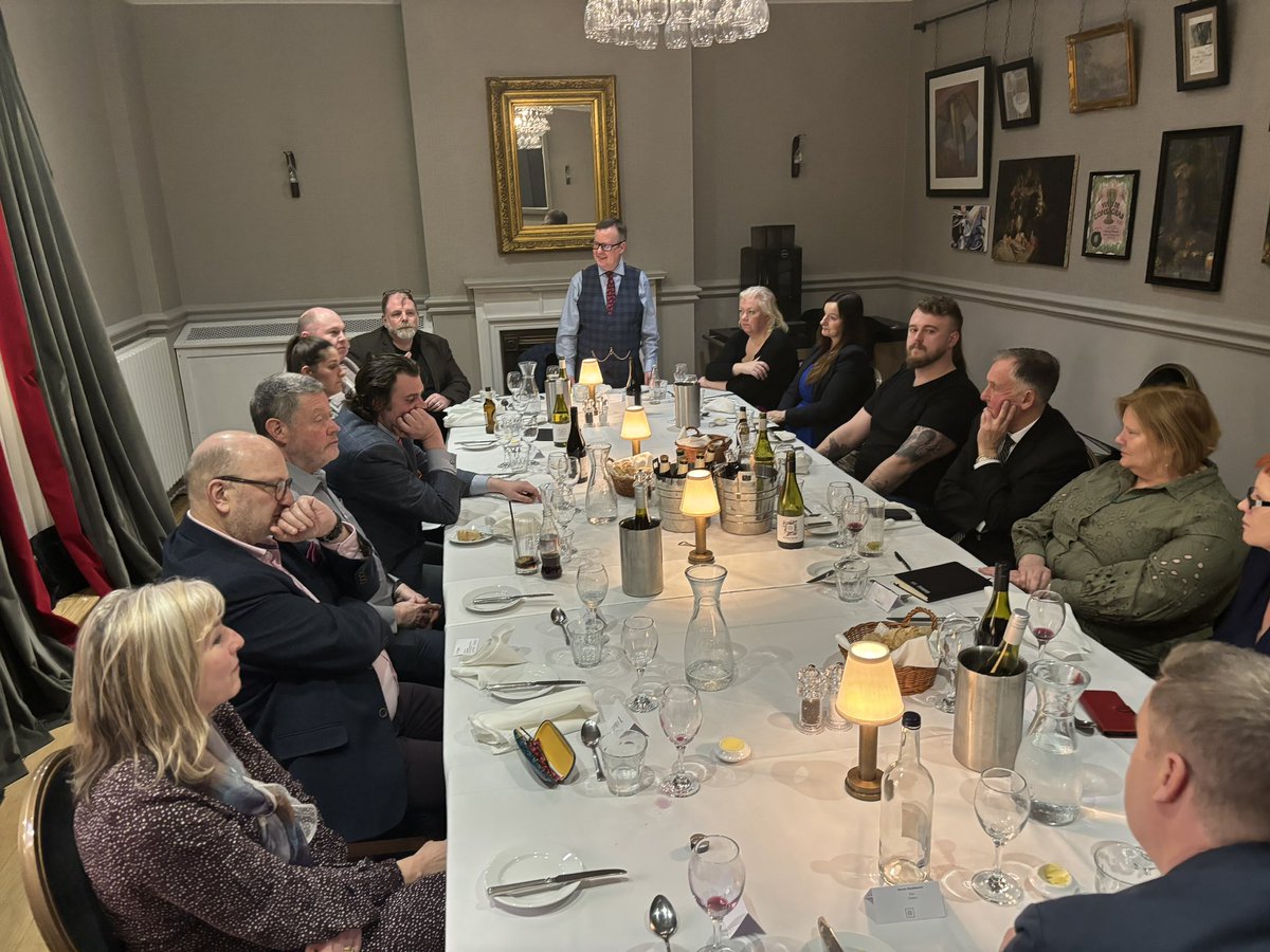 Skills and employee retention and engagement discussion over lunch @HotelduVinbrand - Brum - @BeeswiftLTD @StepsToWork @AlucastLTD @WestMids_CA @OxbridgeHome