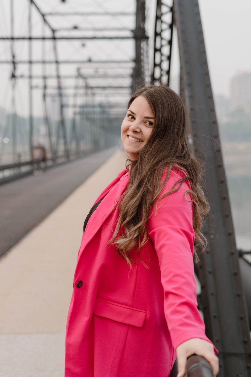 🏡✨ Hey there, Rockstars! 🎸🤘🏼
Natalie Crawford in the house, YOUR real estate professional dedicated to turning your dreams into reality with a dash of positivity and a whole lot of expertise! 🌟💥 
Crank up the excitement, ignite those goals, and let’s make magic happen 🔥🪄