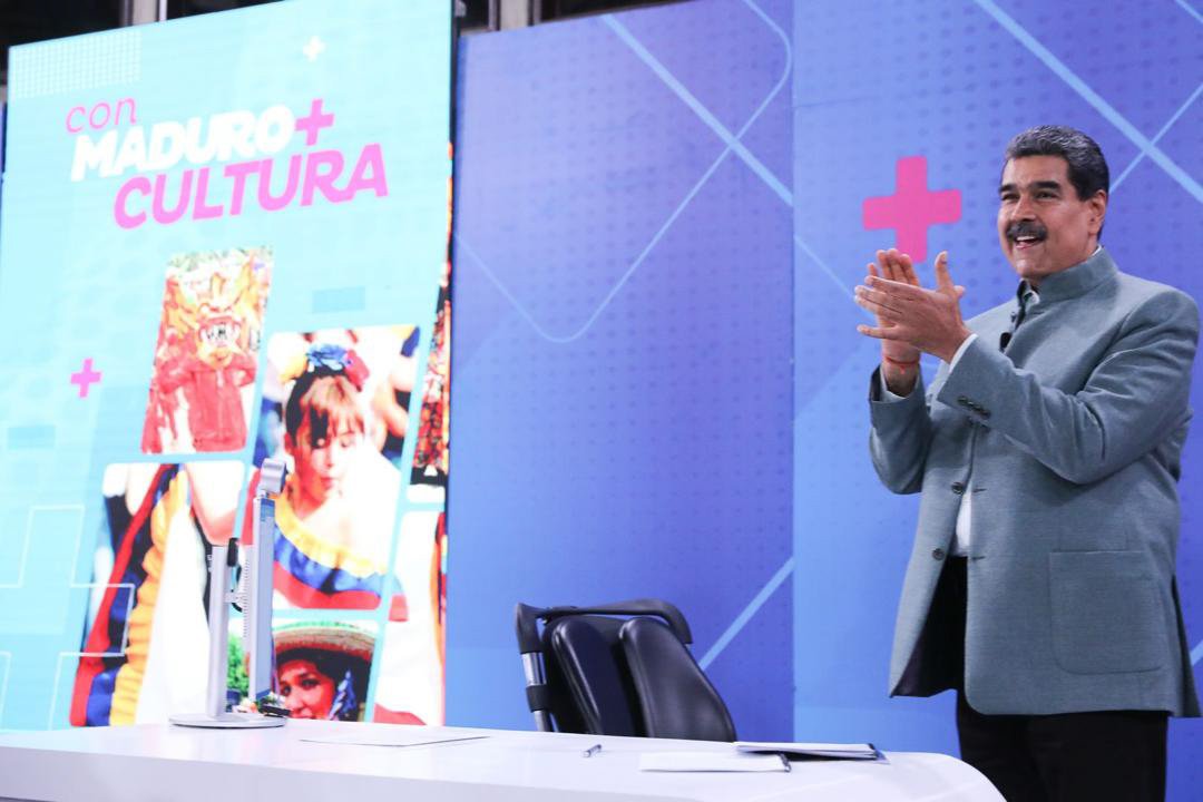 NicolasMaduro's tweet photo. Con la activación inmediata del Fondo de Protección Social del Trabajador y la Trabajadora Cultural, y la propuesta de un debate y reforma de esta Ley, nos permitirá establecer un sistema de protección adaptado a la realidad venezolana para garantizar el apoyo social y acompañamiento a los cultores y las cultoras del país.