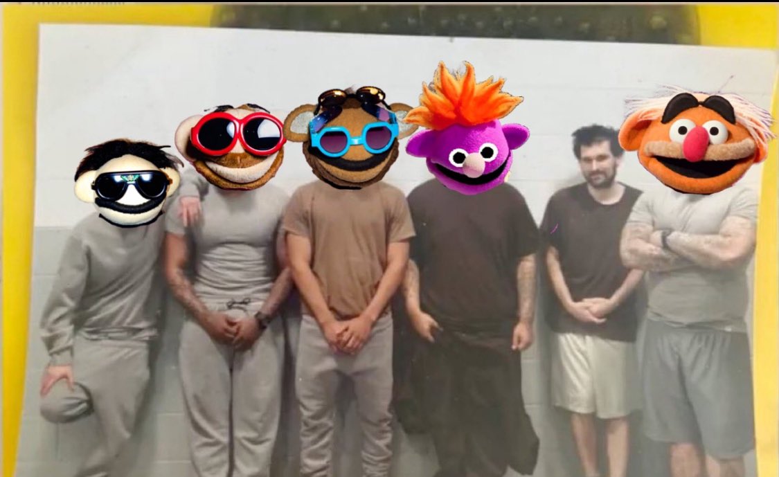 LegendaryLibr's tweet photo. Gm, free da gang till its backwards♿️
#basedmuppets $ETH #Base https://t.co/kwNfJSLde1