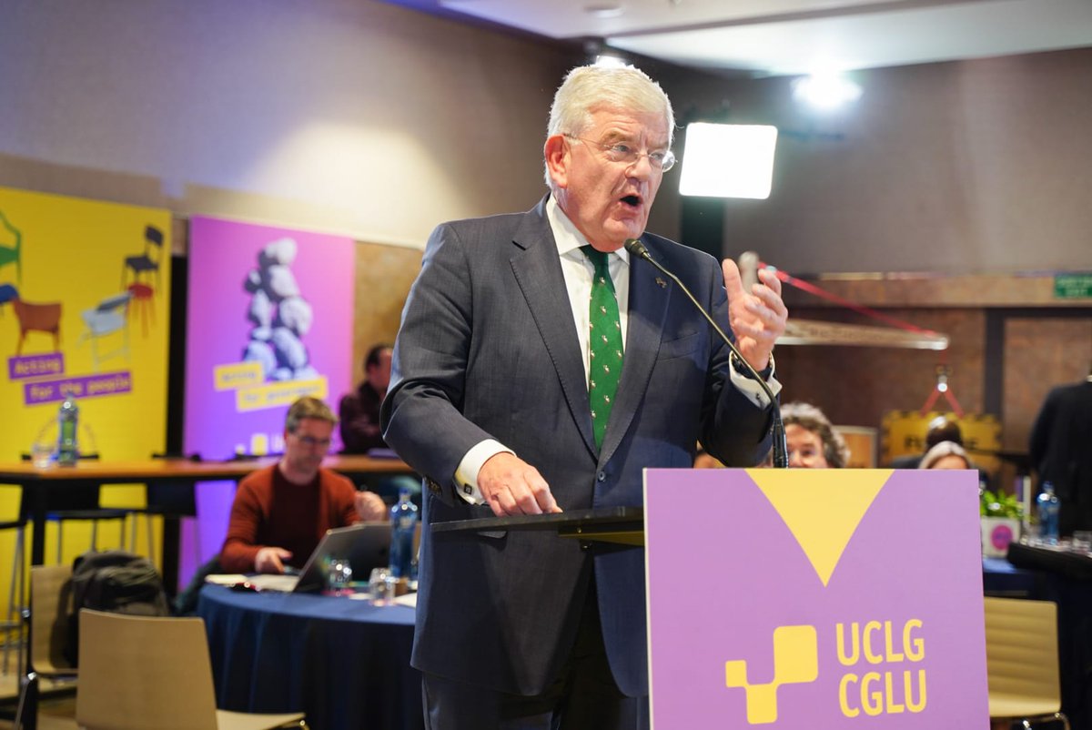 OnCities2030 (@oncities2030) on Twitter photo ☮️ SDG 16 - Peace, Justice, and Strong Institutions ☮️
<a href="/jan_vanzanen/">Jan van Zanen</a>, Mayor of The Hague, stresses the need to address root causes of conflicts.
Municipalities play a crucial role in fostering community cohesion for lasting peace.
#MunicipalTimes #UCLGMeets ☮️ SDG 16 - Peace, Justice, and Strong Institutions ☮️
<a href="/jan_vanzanen/">Jan van Zanen</a>, Mayor of The Hague, stresses the need to address root causes of conflicts.
Municipalities play a crucial role in fostering community cohesion for lasting peace.
#MunicipalTimes #UCLGMeets