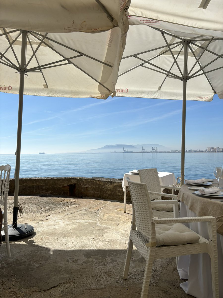 danithrones's tweet image. 21 de Febrero👨🏼‍🤝‍👨🏽💙