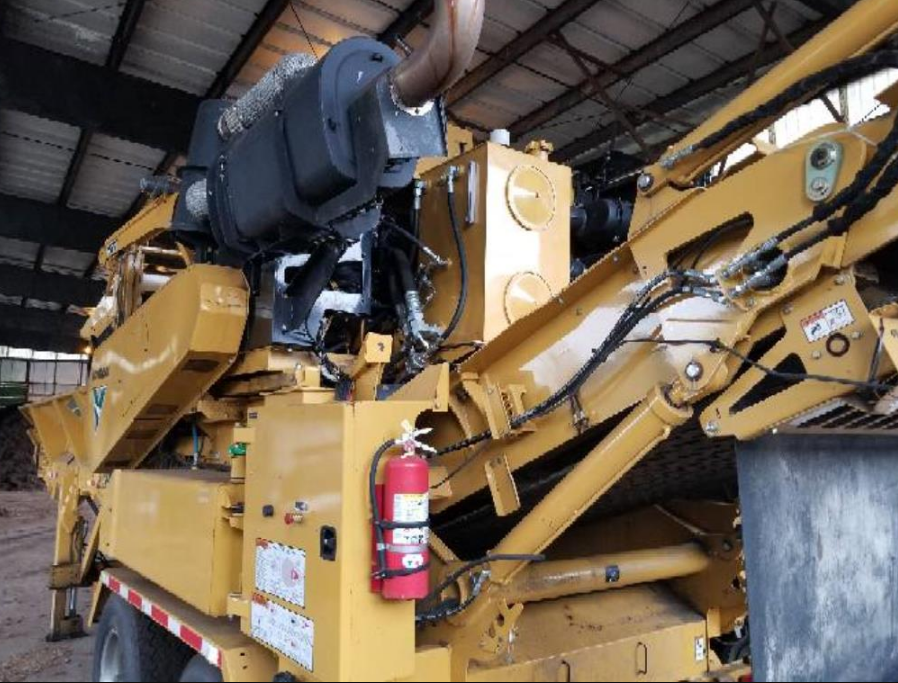 fmgenerator's tweet photo. As an FPT dealer, FM services diverse equipment such as cranes, platform lifts, trucks &amp; wood grinders.

When a local town's wood grinder engine failed, they gave us a call for service.  We addressed the engine fault &amp; the machine is now operational. 

We get the job done! https://t.co/PCv3orEaBb