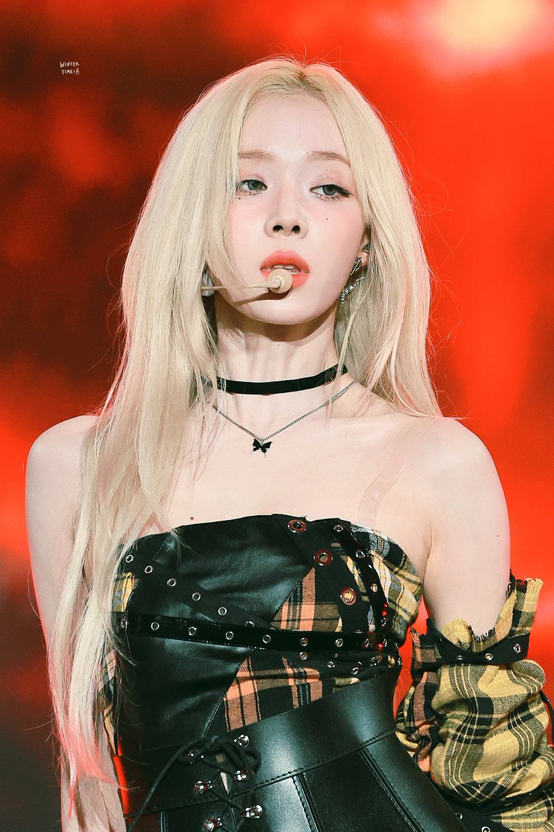 WinterTime_0101's tweet photo. 240218❄��HMA 
🔥❤️‍🔥
#aespa #WINTER 
#에스파 #윈터 https://t.co/Fm5dgOS2Wa