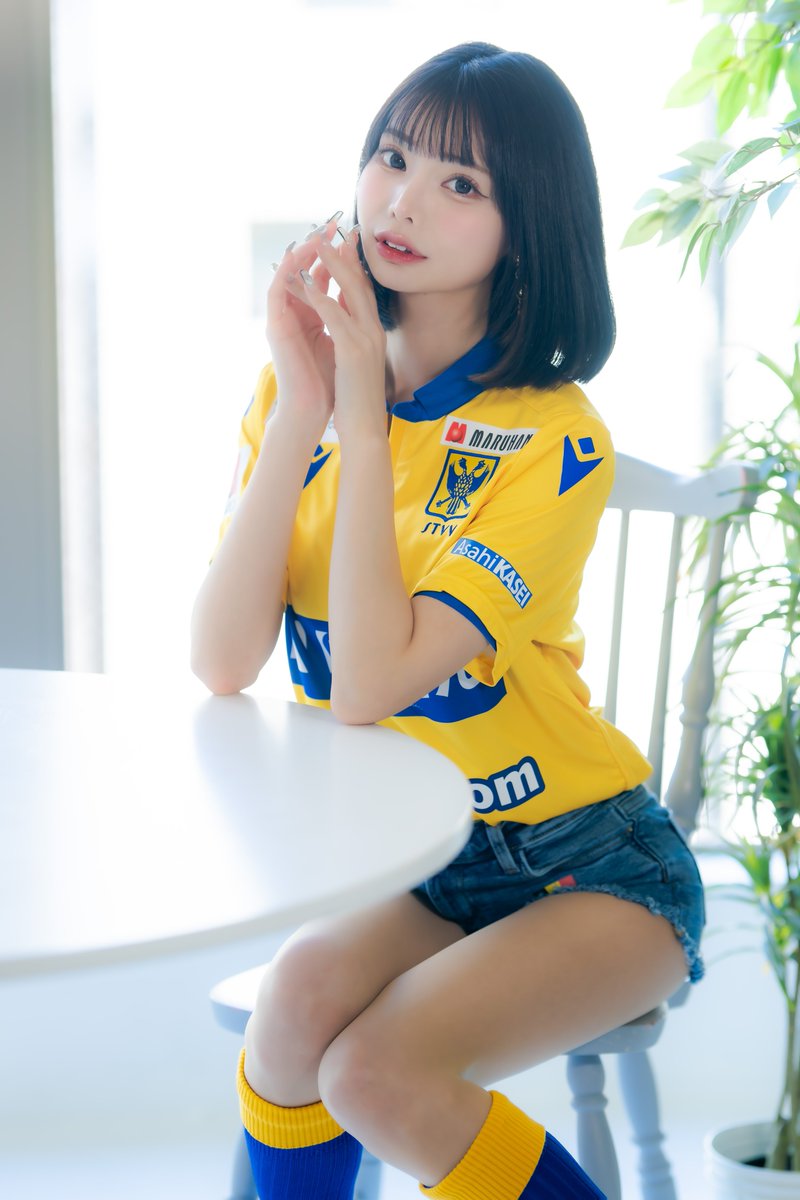 0630_miyu_'s tweet image. ◢◤◢◤◢◤◢◤◢◤◢◤◢ 

米倉みゆのソロCMが
S.RIDE のタクシーで見れます·͜· ︎︎ᕷ

2/19(月)～2/25(日)まで🚕💭
みんなもうみれた？？

◢◤◢◤◢◤◢◤◢◤◢◤◢ 

フル動画▶︎ youtu.be/a5WV2ZalE70

#シントトロイデンガールズ 
#にしたんクリニック  #STVV