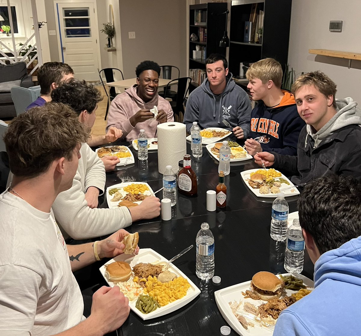 Our table, stomachs, and hearts were full on Sunday and Monday! 

#RunToWin