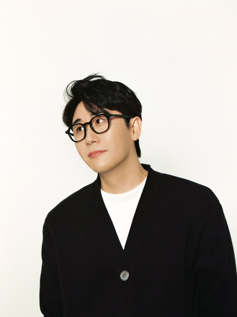ABYSS_COMPANY's tweet photo. WELCOME, YOUNGTAK
⠀
언제나 내 사람들의 웃음 끝에 함께 하길🎤
🔗 https://t.co/VuloZMYws1
⠀
#영탁 #YOUNGTAK
#어비스컴퍼니 #ABYSSCOMPANY https://t.co/flUoAThcFE