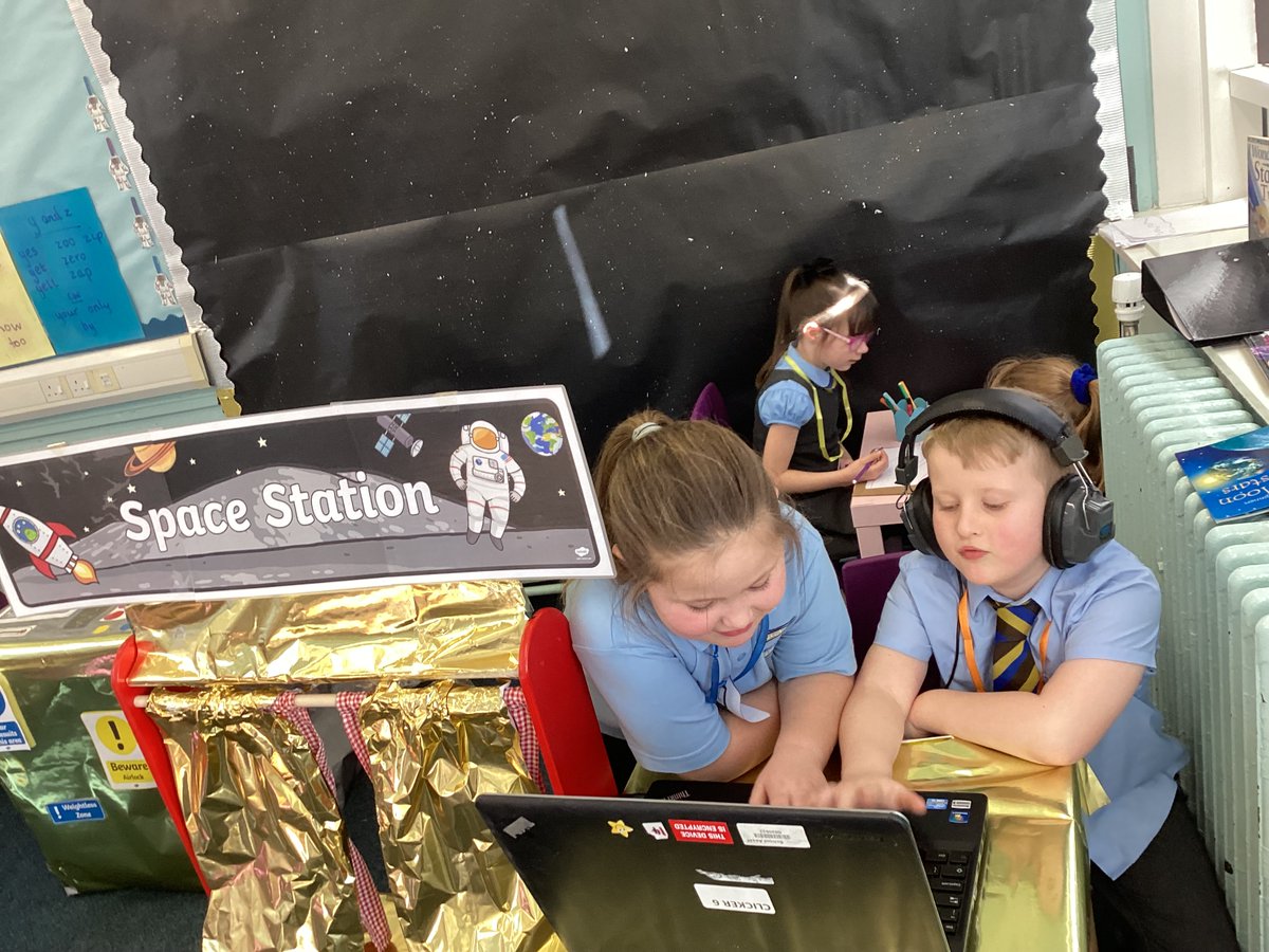 Mrs Lyons and Primary 7 tweet media