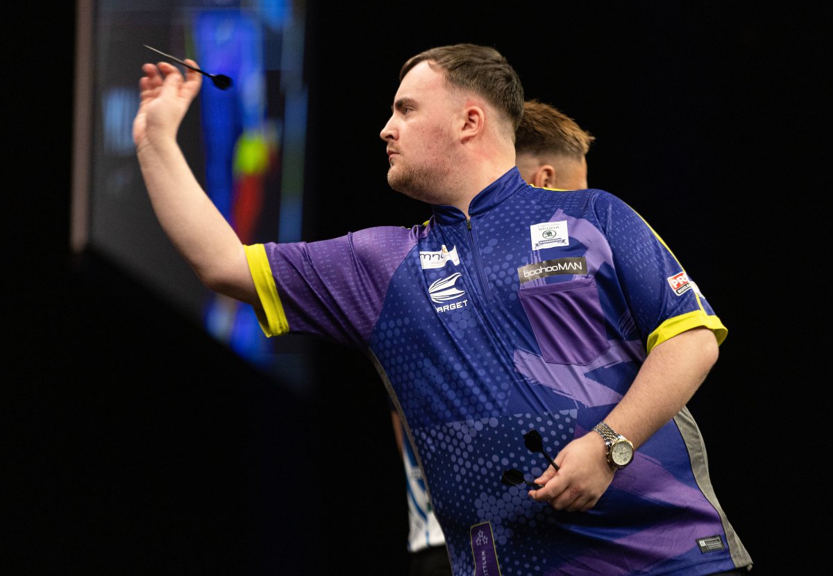 PDC Darts tweet media